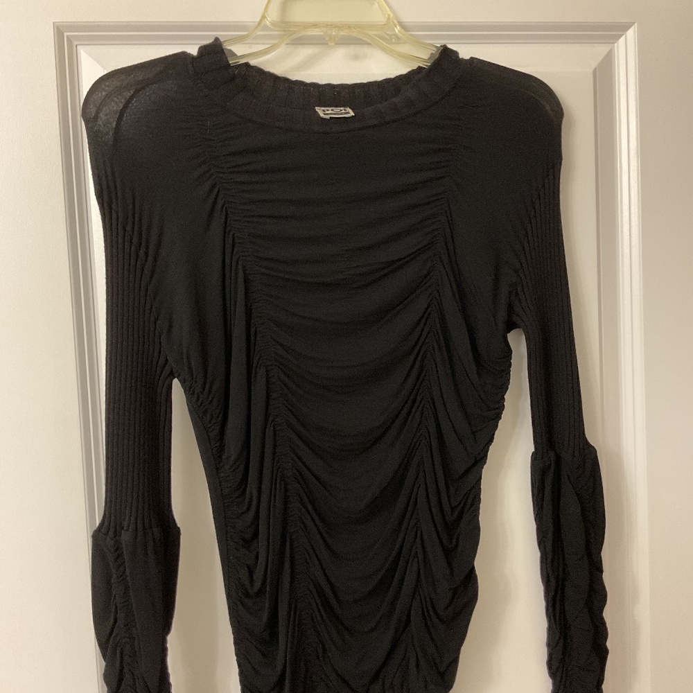 KRIZIA made in Italy black sweater wool/viscose size 46, fits US size 10.